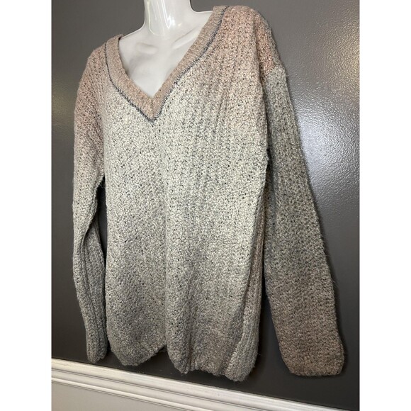 Venus Sweater Womens Medium Beige Gray Ombre Chunky Knit V Neck Cozy Pullover - Picture 5 of 8